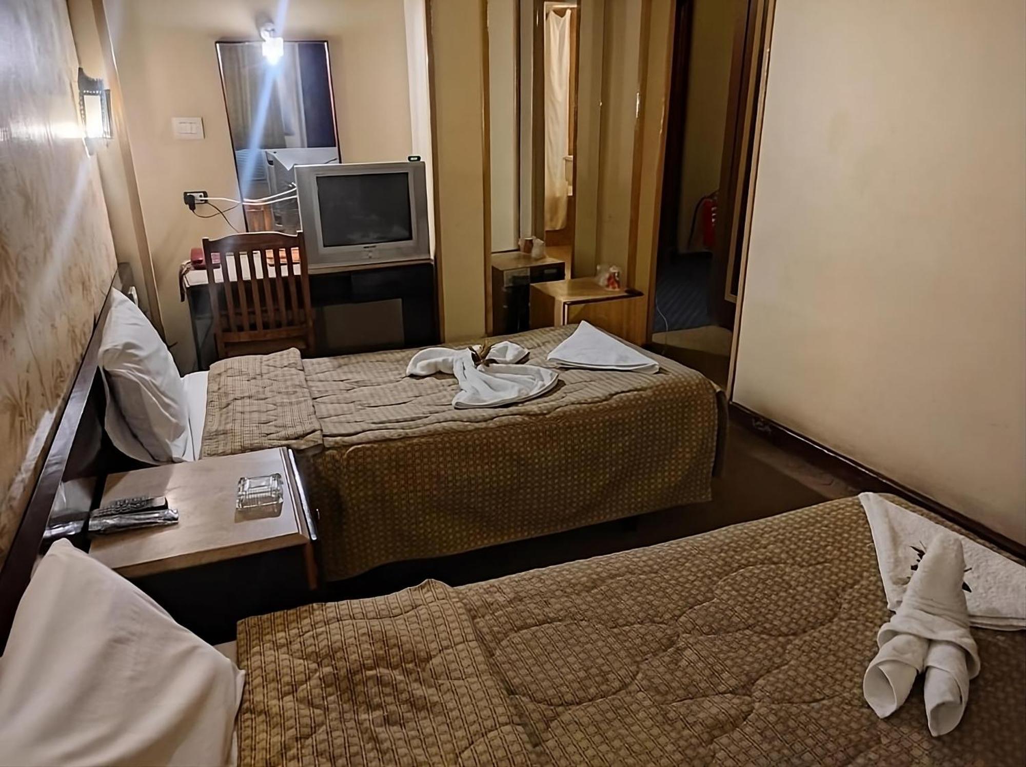 Hotel St.George Giza Esterno foto